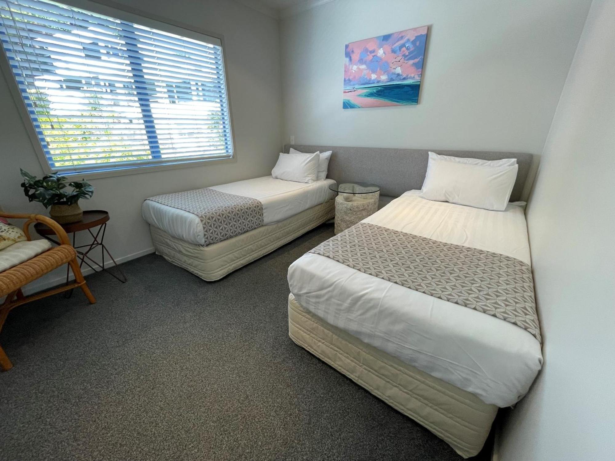 Blue Pacific Apartments Paihia Rum bild